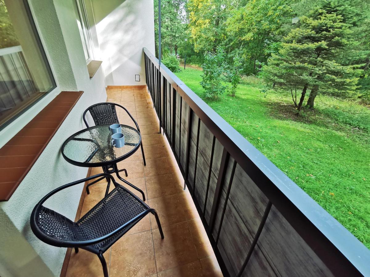 Apartament Z Widokiem Na Park Polanica-Zdrój Extérieur photo